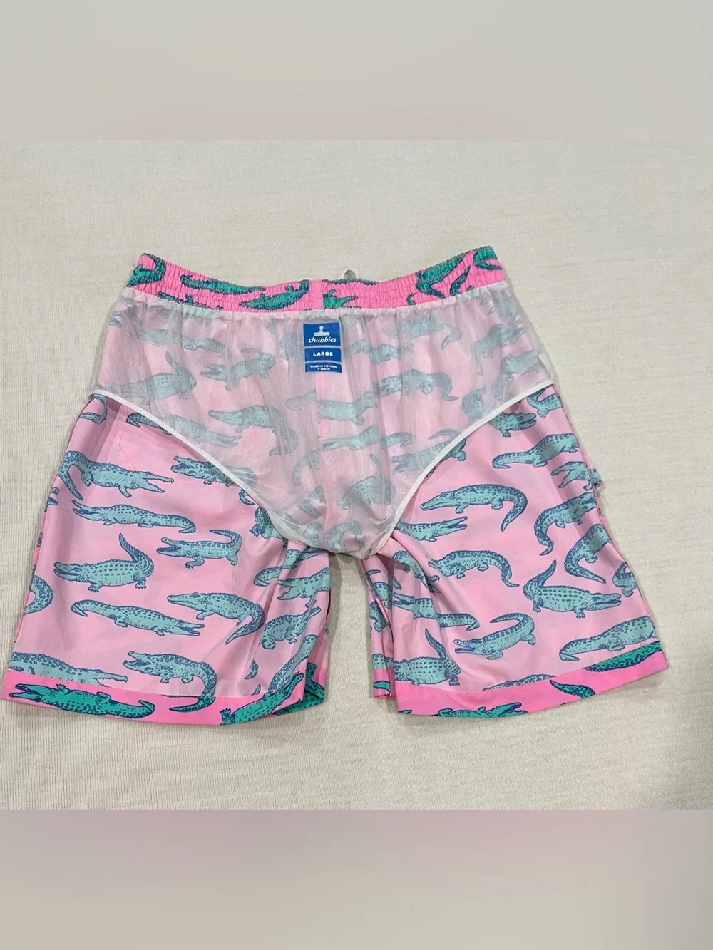 Chubbies 7” The Glades Swim Trunks Pink Alligator Print Men's Large